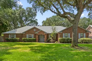 6805 Avenida De Galvez, Navarre, FL 32566 - Photo 1