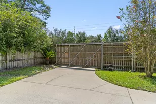 6805 Avenida De Galvez, Navarre, FL 32566 - Photo 44