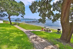 209 W Miracle Strip Pkwy, Mary Esther, FL 32569 - Photo 50