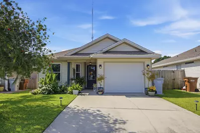 5519 Sea Spray Court, Gulf Breeze, FL 32563 - Photo 1
