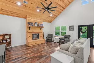 5325 Red Clover Ln, Jay, FL 32565 - Photo 8