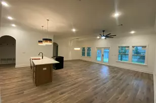 1617 Moore St, Niceville, FL 32578 - Photo 4