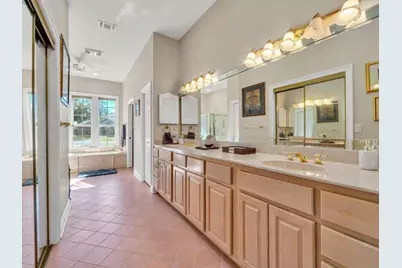 122 W Country Club Drive, Destin, FL 32541 - Photo 10