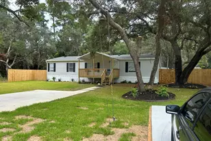 5658 Charter Cir, Gulf Breeze, FL 32563 - Photo 1
