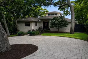 271 NW Ewing Ct, Fort Walton Beach, FL 32548 - Photo 6
