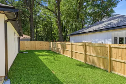 150 N Booker Street, Crestview, FL 32536 - Photo 14