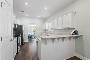 802 W Wright St, Pensacola, FL 32501 - Photo 14