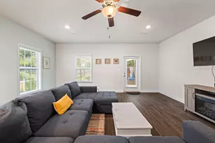 802 W Wright St, Pensacola, FL 32501 - Photo 16