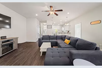 802 W Wright Street, Pensacola, FL 32501 - Photo 4