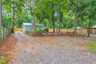 271 Bracewell St, Crestview, FL 32536 - Photo 4