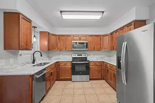 2317 Lewis St, Crestview, FL 32536 - Photo 8