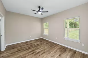 607 Amos St, Crestview, FL 32539 - Photo 4