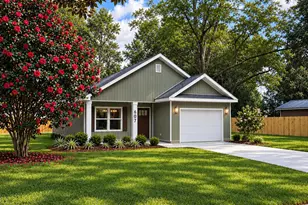 607 Amos St, Crestview, FL 32539 - Photo 1
