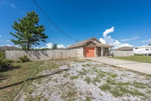 4852 Martina Way, Gulf Breeze, FL 32563 - Photo 2