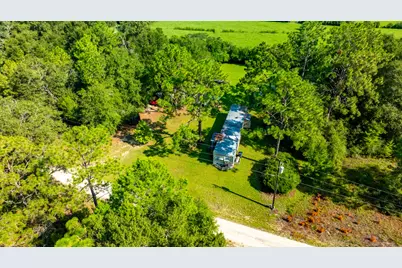 174 S Mobile Village Road, Defuniak Springs, FL 32435 - Photo 14