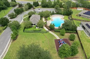 659 Teal St, Crestview, FL 32539 - Photo 28
