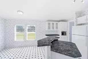 9307 Gobbler Cir, Southport, FL 32409 - Photo 10