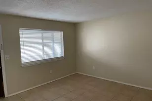 201 E College Blvd, Niceville, FL 32578 - Photo 4