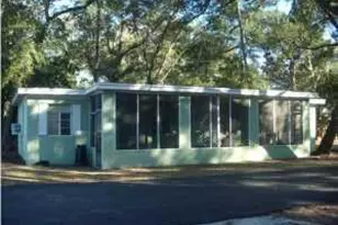 531 E Miracle Strip Pkwy, Mary Esther, FL 32569 - Photo 1