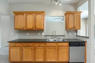 2253 Lewis St, Crestview, FL 32536 - Photo 6
