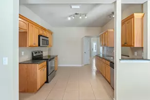 2253 Lewis St, Crestview, FL 32536 - Photo 12