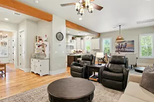 400 Pitts Bayshore Dr, Freeport, FL 32439 - Photo 16