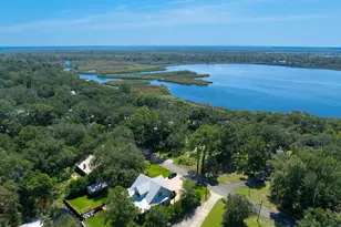 400 Pitts Bayshore Dr, Freeport, FL 32439 - Photo 60