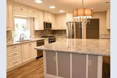 240 NE Yacht Club Drive, Fort Walton Beach, FL 32548 - Photo 2