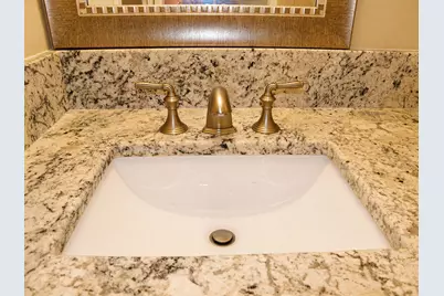 240 NE Yacht Club Drive, Fort Walton Beach, FL 32548 - Photo 32