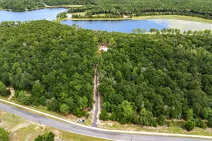 622 Martin Rd, Defuniak Springs, FL 32433 - Photo 4