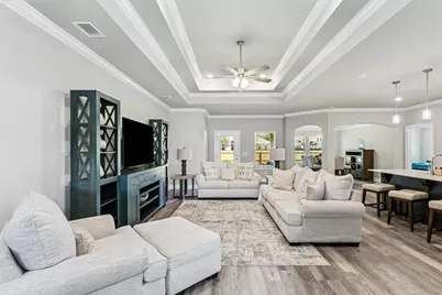 7527 Hatteras Drive, Navarre, FL 32566 - Photo 10