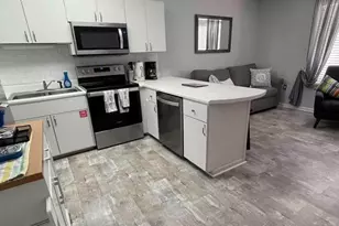 683 Nautilus Ct, Fort Walton Beach, FL 32548 - Photo 6