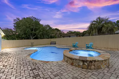 1121 37th Street, Niceville, FL 32578 - Photo 1