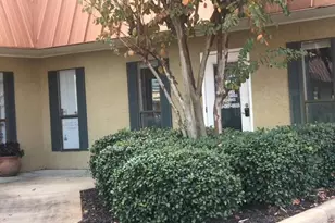 225 Main St, Destin, FL 32541 - Photo 1