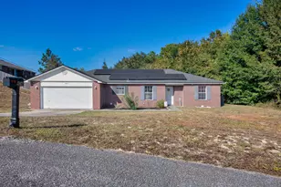 404 Bobby Dr, Crestview, FL 32536 - Photo 2