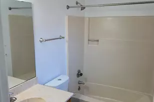 75 7th St, Shalimar, FL 32579 - Photo 26