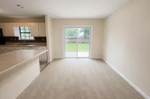 303 Springwood Cir, Crestview, FL 32536 - Photo 4