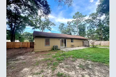 303 Springwood Circle, Crestview, FL 32536 - Photo 16