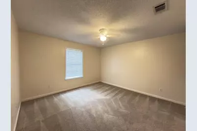 303 Springwood Circle, Crestview, FL 32536 - Photo 8