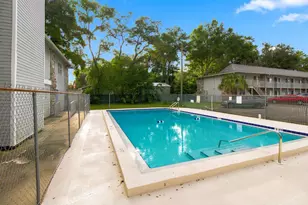 201 E College Blvd, Niceville, FL 32578 - Photo 14