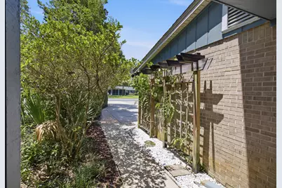 1821 Valparaiso Boulevard, Niceville, FL 32578 - Photo 58