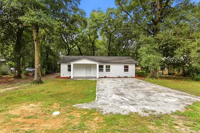 101 W Live Oak Avenue, Defuniak Springs, FL 32435 - Photo 2
