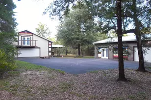 137 Joe Anderson Rd, Defuniak Springs, FL 32433 - Photo 2