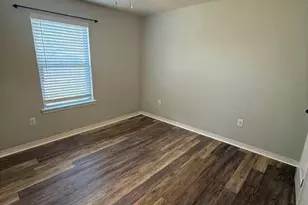 1773 Thunderbolt St, Navarre, FL 32566 - Photo 12