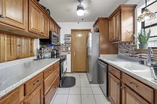 200 Woodland Park Cir, Mary Esther, FL 32569 - Photo 6