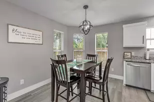 4562 Parkwood Ct, Niceville, FL 32578 - Photo 12
