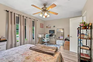 512 NW Parkview Rd, Fort Walton Beach, FL 32547 - Photo 18