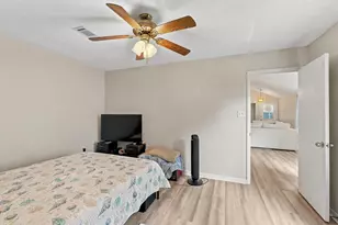 512 NW Parkview Rd, Fort Walton Beach, FL 32547 - Photo 16
