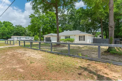 1093 Farmer Street, Crestview, FL 32539 - Photo 2