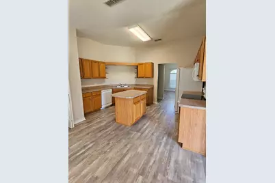 353 Peggy Drive, Crestview, FL 32536 - Photo 10